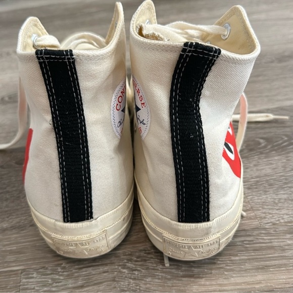 COMME DES GARÇONS PLAY
CHUCK TAYLOR ALL STAR HIGH TOP sz 10 - Picture 5 of 9